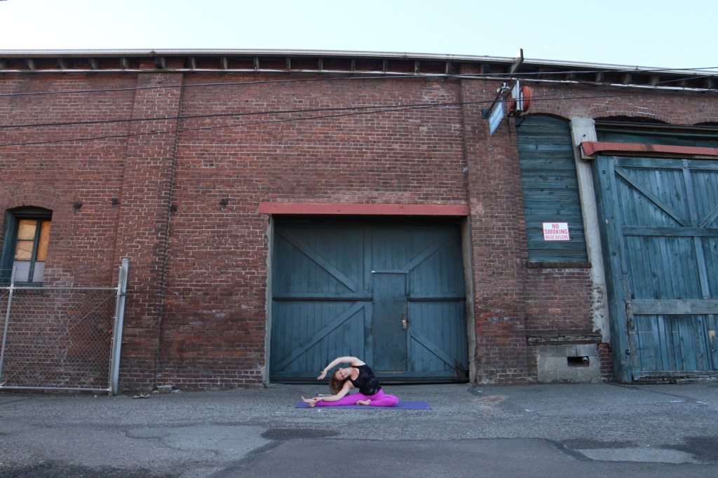 y0ga et @ll&nbsp;v!deo